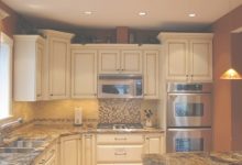 Crown Moulding On Top Of Kitchen Cabinets