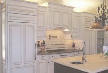 Kitchen Cabinet Crown Molding Ideas
