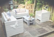 Outdoor Furniture Made From Wood Pallets
