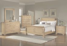 Light Oak Bedroom Furniture Decorating