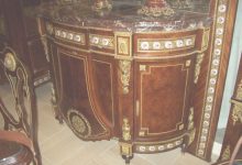 Antique Furniture Buyers Directory