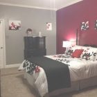 Red Bedroom Decorating Ideas