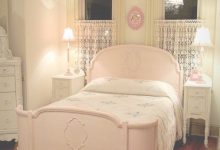 Pink Vintage Bedroom