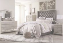 Upholstered Bedroom Set Queen