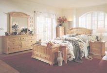 Broyhill Pine Bedroom Furniture