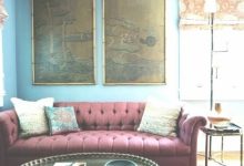 What Colors Go With Burgundy Furniture