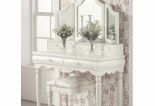 Antique White Bedroom Vanity
