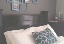 How To Decorate Photo Frames In Bedroom
