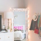 Cute Ways To Decorate Your Bedroom