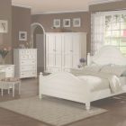White Solid Wood Bedroom Furniture Set
