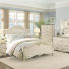 Cream Bedroom Set