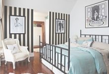 Black And White Striped Wallpaper Bedroom Ideas