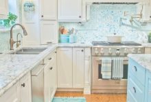 Turquoise Kitchen Decor Ideas