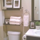 Small Bathroom Decorating Themes