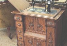 Old Singer Sewing Machine With Cabinet