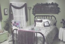 1940S Style Bedroom
