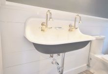 Vintage Wall Mount Bathroom Sink