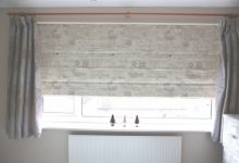 Roman Blinds Or Curtains In Bedroom