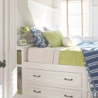 Small Space Bedroom Furniture Ideas