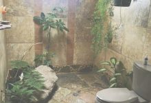Jungle Bathroom Decor