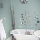 Decorating Bathrooms On A Budget