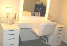 Bedroom Vanity Set With Lights