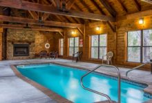 1 Bedroom Cabin With Indoor Pool