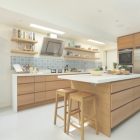 Modern Oak Kitchen Design