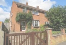 3 Bedroom House To Rent In Camberley