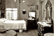 1920S Bedroom