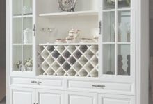China Cabinet With Wine Rack