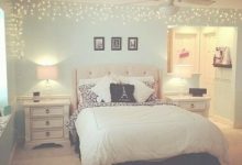 How To Hang Christmas Lights In Bedroom Without Nails