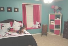 Turquoise Pink And Black Bedroom