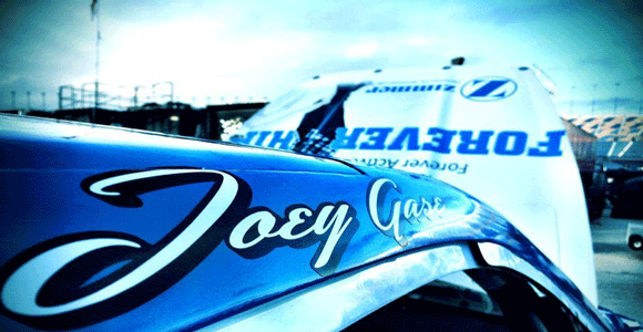 joey-gase-zimmer-forever-2
